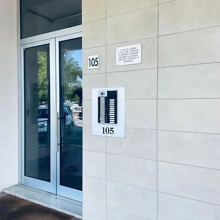 Ferienhaus Airport Flower *